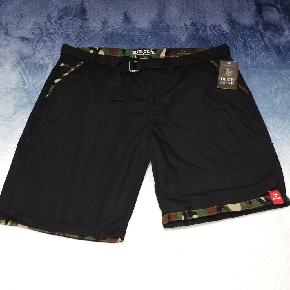 Men's Blue Gear Blk Belted Shorts W/Camo leg bottom. Sz 46. NWT